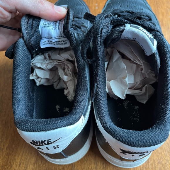 Nike Air Force 1 - Men’s Size 8 - Picture 2 of 9